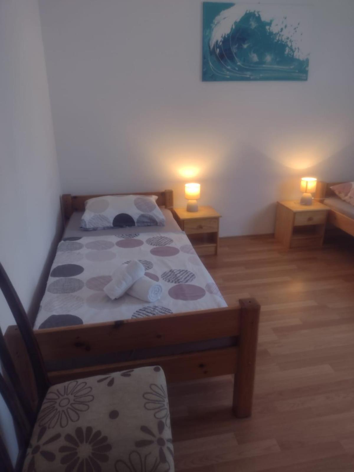 Spacious Apartment With Parking&Garden Marčana Zewnętrze zdjęcie