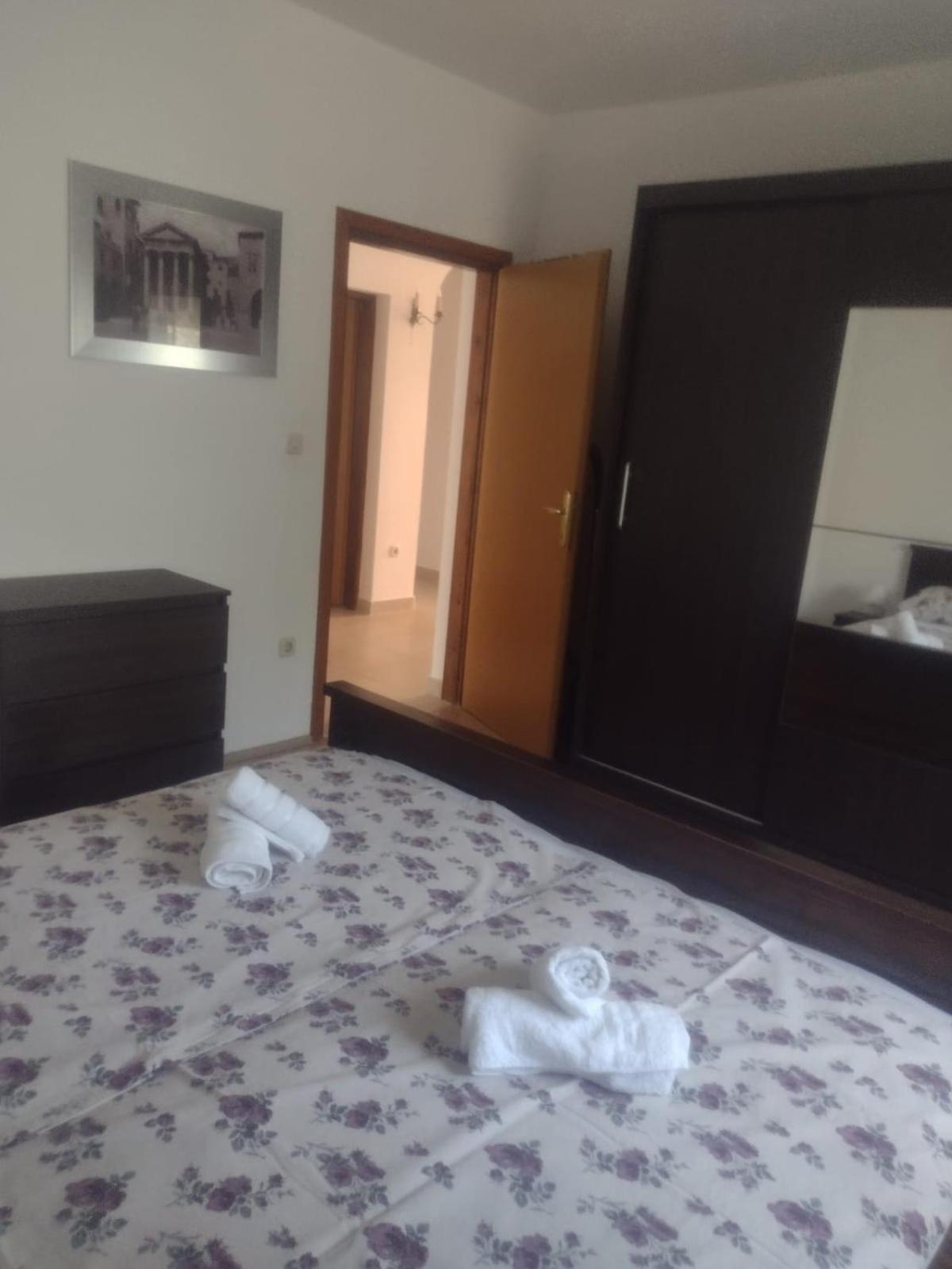 Spacious Apartment With Parking&Garden Marčana Pokój zdjęcie